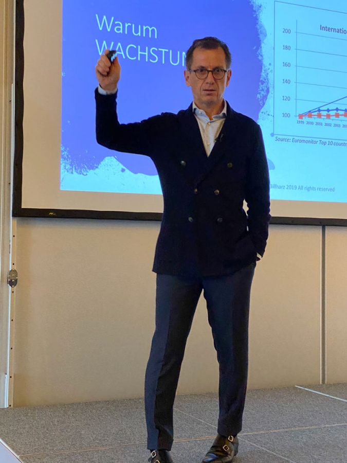 Mitarbeiter-Brennpunkt-dominiert-GLYNT-Benchmarking-Seminar-2019-3319-10