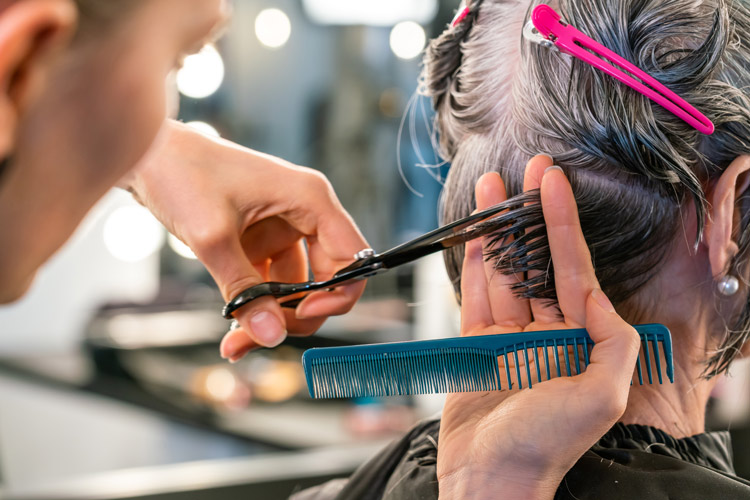 Friseure-in-oesterreich-sollen-am-laengsten-geschlossen-bleiben-3559-1